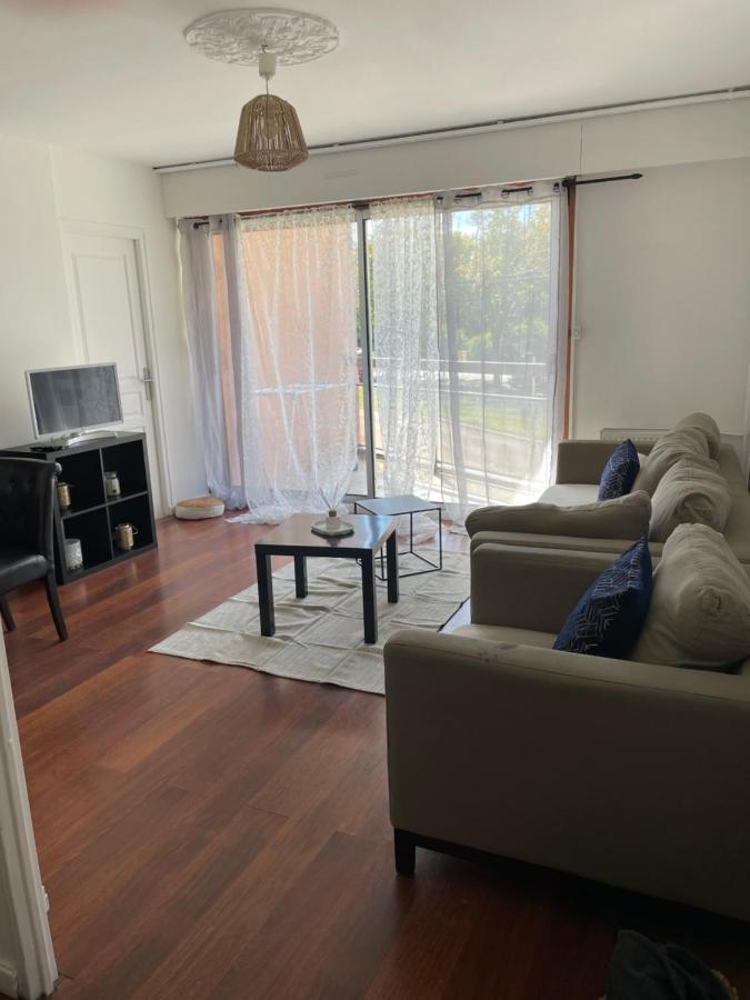 Appartement 2 Chambres Avec Parking Prive Gratuit ديجون المظهر الخارجي الصورة